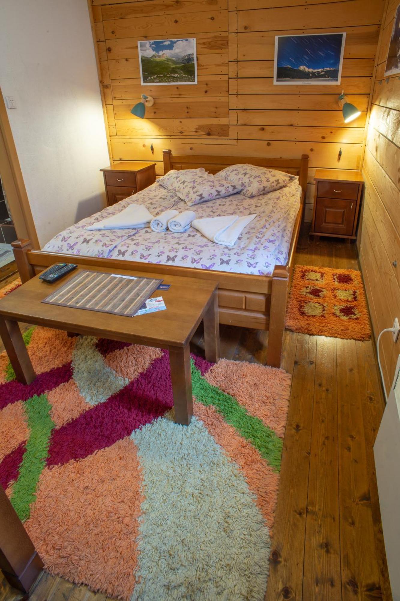 Apartments Peaks Žabljak Rom bilde